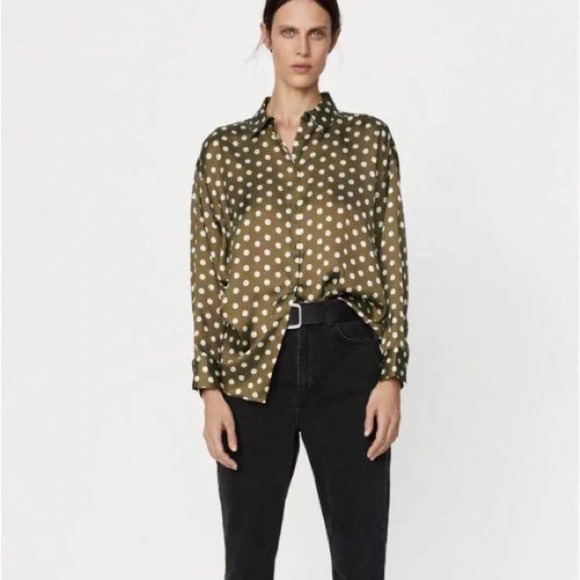 Zara satin effect green polka  dot blouse - Picture 1 of 11